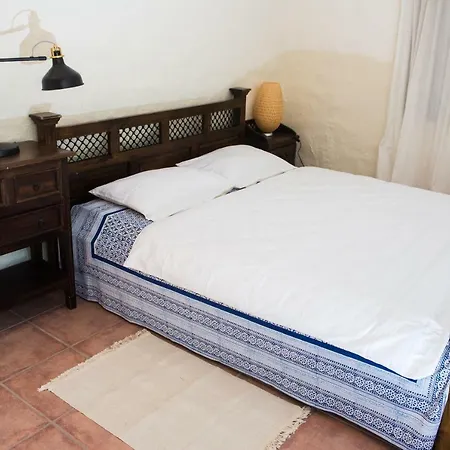 Holiday home Petromanos, A Unique Place With Dreamy Sunsets! Xirokambos (Peloponnese)