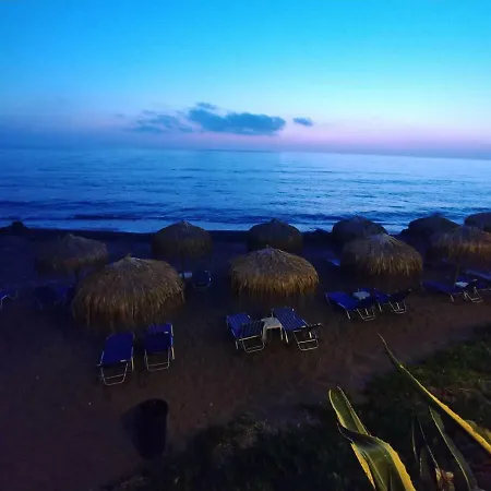 Petromanos, A Unique Place With Dreamy Sunsets! Xirokambos (Peloponnese)